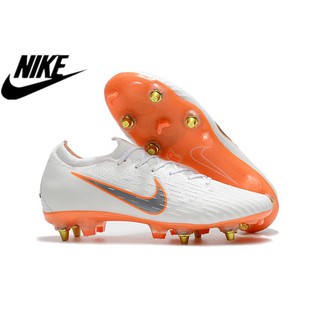 Nike รองเท้าฟุตบอลแฟชั่นสำหรับผู้หญิง