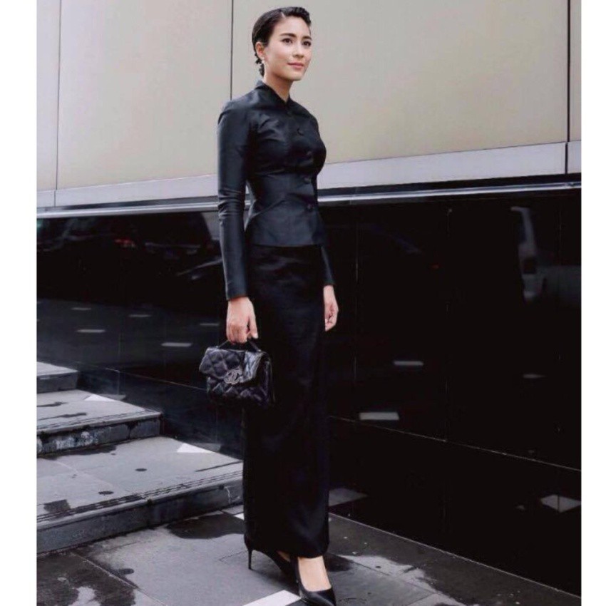 ชุดไทยจิตรดา-ผ้าไหม งานพรีเมี่ยม สุดหรู ชุดดำ ชุดงานพระราชพิธีชุดไทยจิตลดา-สีดำ