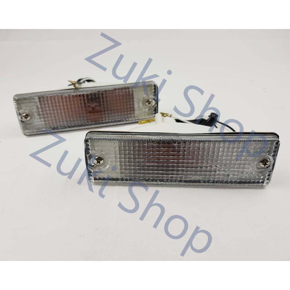 ไฟหรี่กันชน ไฟหรี่ในกันชนหน้า  ไฟกันชน เลนส์ ขาว Bumper Signal หน้า ซ้าย - ขวา สำหรับ MAZDA Magnum B