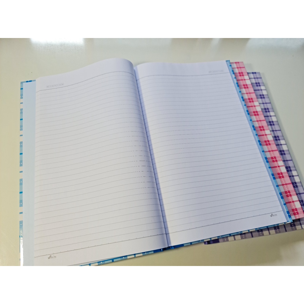 สมุดโน๊ตปกแข็ง Silver pins ขนาด 190×310มม. 60แกรม 100แผ่น 2/100 DP203 1 เล่ม