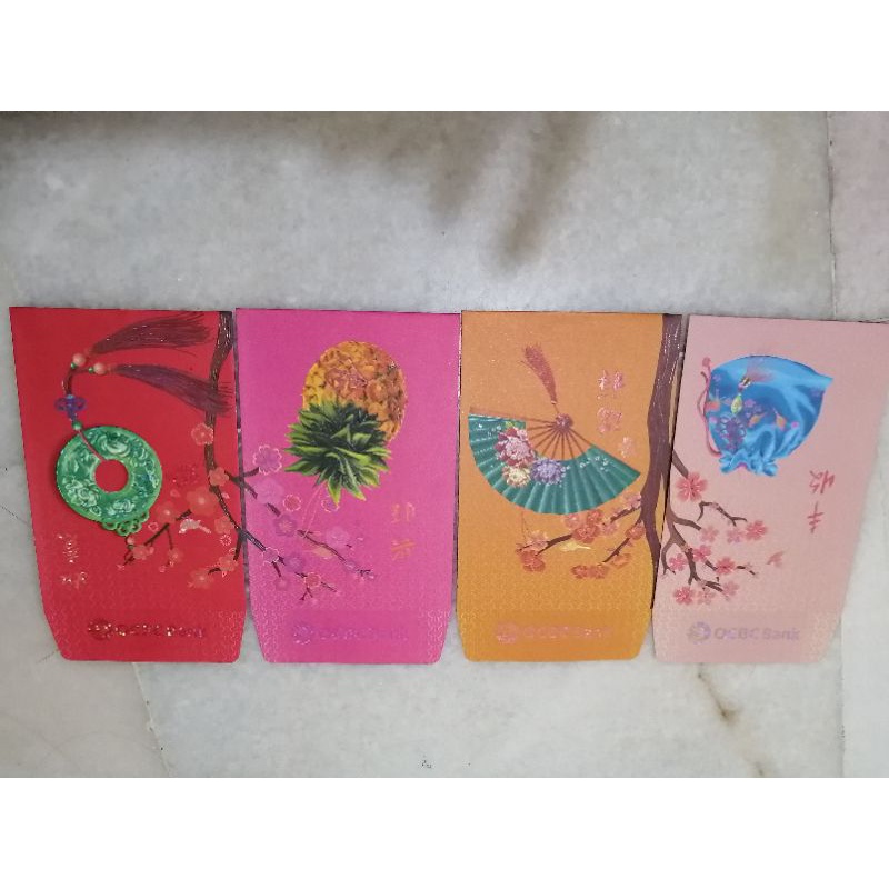 OCBC ang pao แพ็คเก็ตสีแดง 8 ชิ้น 4 แบบ