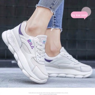 รองเท้าผ้าใบพร้อมส่ง