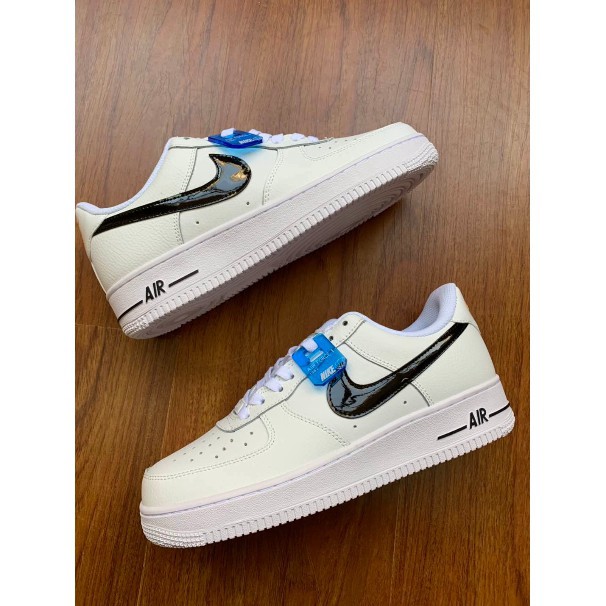 2018 nike air force low af se 1982 รองเท้าผ้าใบสีขาว yiyin