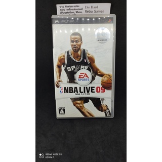 แผ่นแท้ เกมส์ NBA Live 09 PSP มือสอง สภาพสวย ใช้งานได้ปกติ สินค้าดี ไม่มีย้อมแมว เหมาะสำหรับสะสม