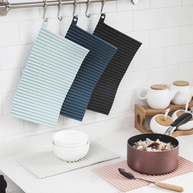 [พร้อมส่ง] แผ่นยางวางแก้ว ใช้เป็นบาร์แมท หรือวางจานได้ ทนความร้อนได้ ใช้เป็นที่จับของร้อนได้ อเนคประสงค์สุดๆ - รูปที่ 3