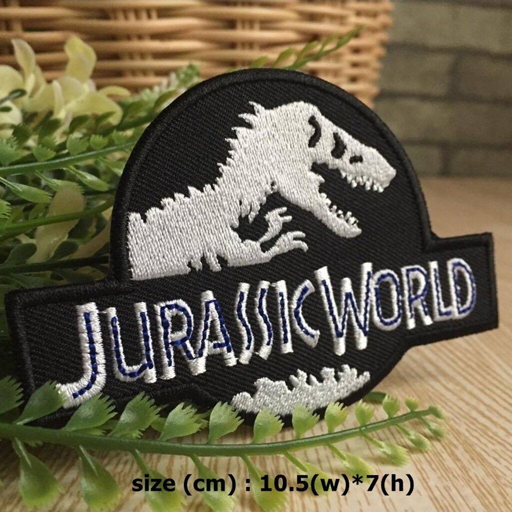 Jurassic World ตัวรีดติดเสื้อ อาร์มรีด อาร์มปัก ตกแต่งเสื้อผ้า หมวก กระเป๋า แจ๊คเก็ตยีนส์ Movie Embroidered Iron on P...