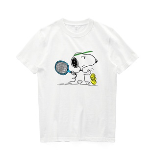 เสื้อยืดคอกลม แขนสั้น ผ้าฝ้ายแท้ พิมพ์ลาย Snoopy Tennis สําหรับผู้ชาย และผู้หญิงS-5XL