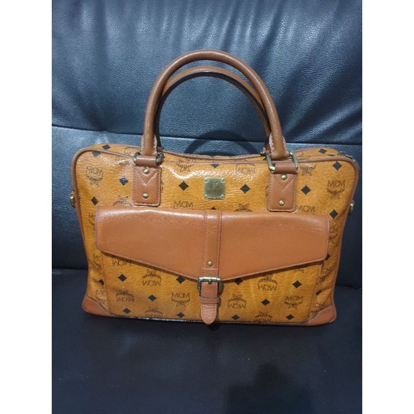 กระเป๋าเอกสาร notebook MCM แท้  มือสองสภาพดี