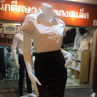 เสื้อนักศึกษาหญิง แขนสั้น