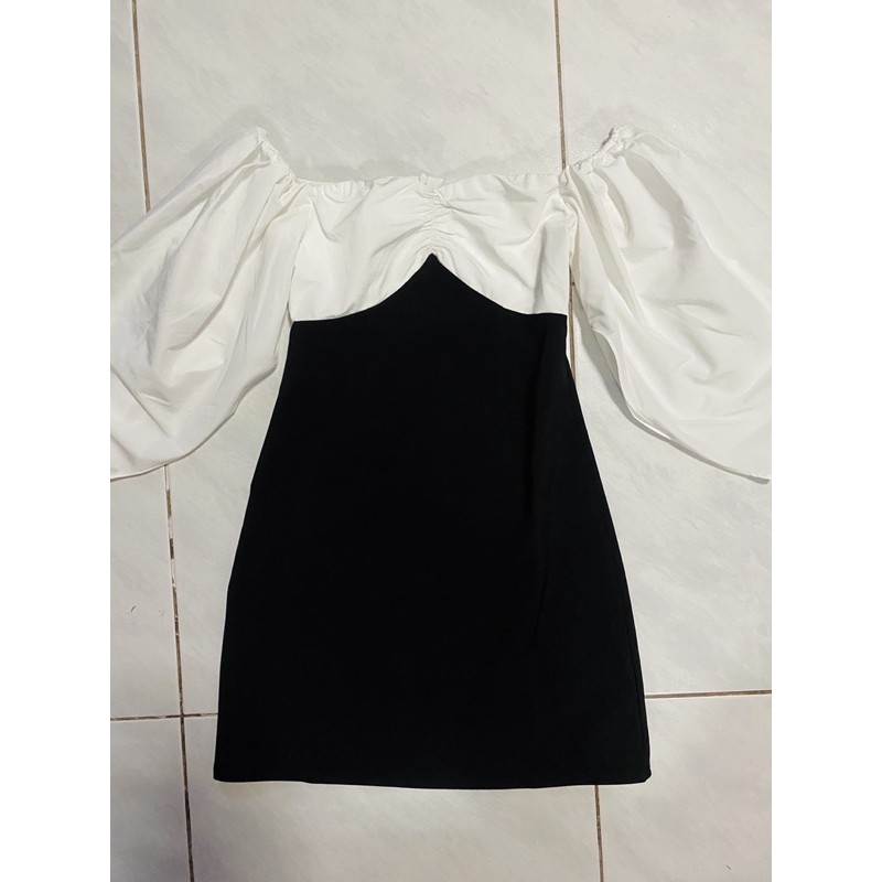 (ส่งต่อ/ไม่มีตำหนิ) Pomelo size XS size chart เลื่อนดูในรูปได้เลยค่ะ