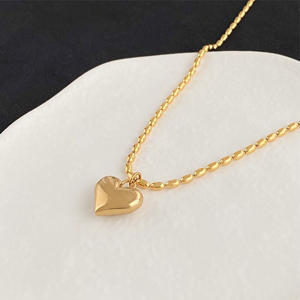 สร้อยข้อมือ สแตนเลส ประดับลูกปัด รูปหัวใจ สไตล์เกาหลี
 - รูปที่ 3