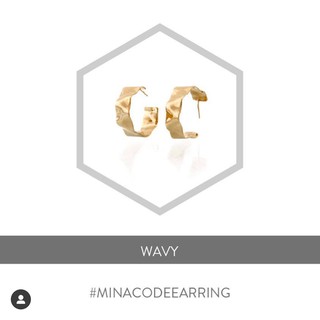 Mina Code Wavy earring ต่างหูห่วงลายคลื่น