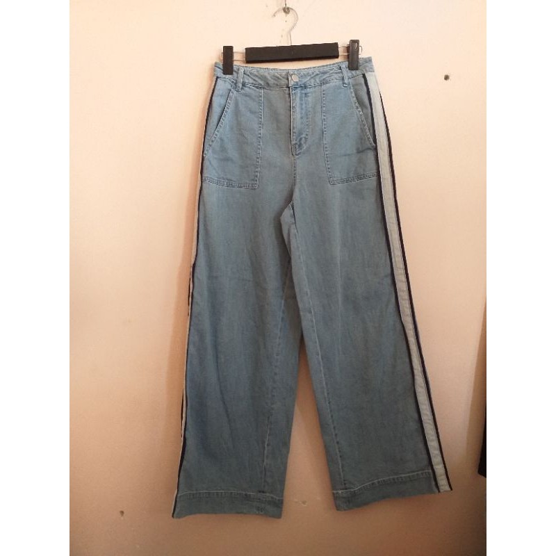 SP SI TUYEN STRAIGHT JEANS