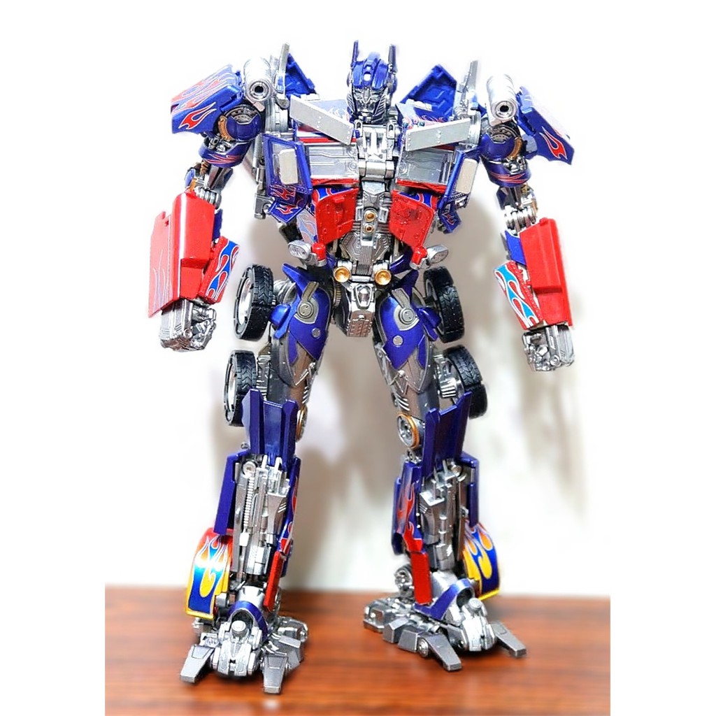 Black Mamba - LS-03 - Optimus Prime Oversized MPM-04