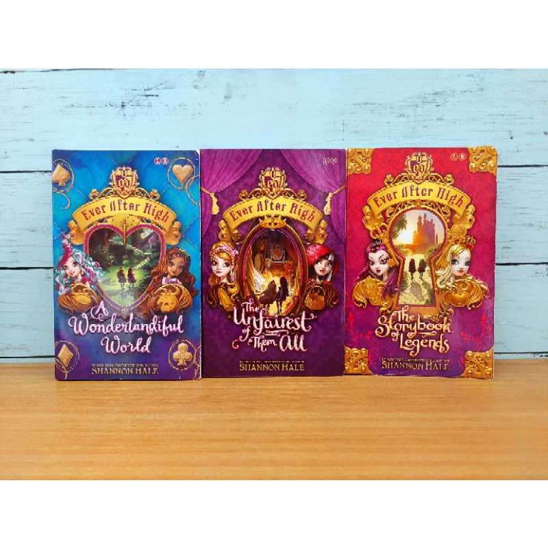 Ever After High. มือสอง by shannon hale