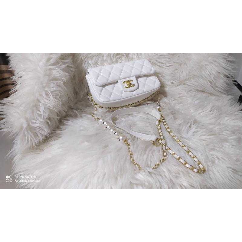 กระเป๋าหนังสีขาว กระเป๋าทรง Chanel  mini  White Mini Flap Coin Purse With Chain Handle Shoulder Crossbody Bag