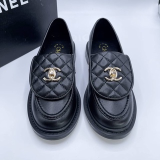 รองเท้า Chanel Loafers 🌈