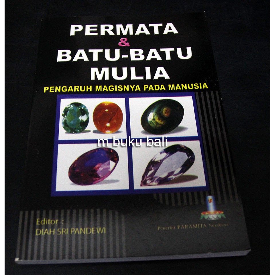 อัญมณีและอัญมณีของ Its Magis Influence ในมนุษย์