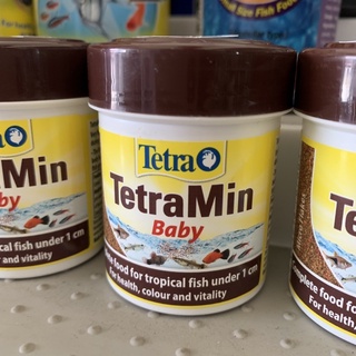 tetra min baby 30 gram หมดอายุ 04/2024 เตตรามินเบบี้ อาหารสำหรับลูกปลาชนิดผง ขนาด 30กรัม