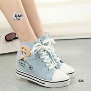 Women Short Ankle Sneaker