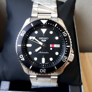 NEW SEIKO 5 SPORTS BLACK SRPD55K1