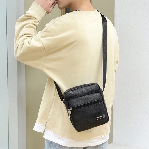 GUCSELECTED(B1764) กระเป๋าหนังสะพายข้าง มี 3 สี มีช่องเยอะ