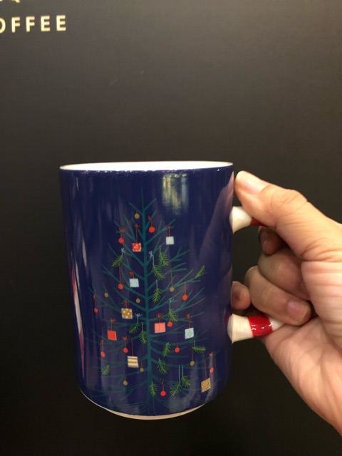 Starbucks mug 12 oz chrismas 2018