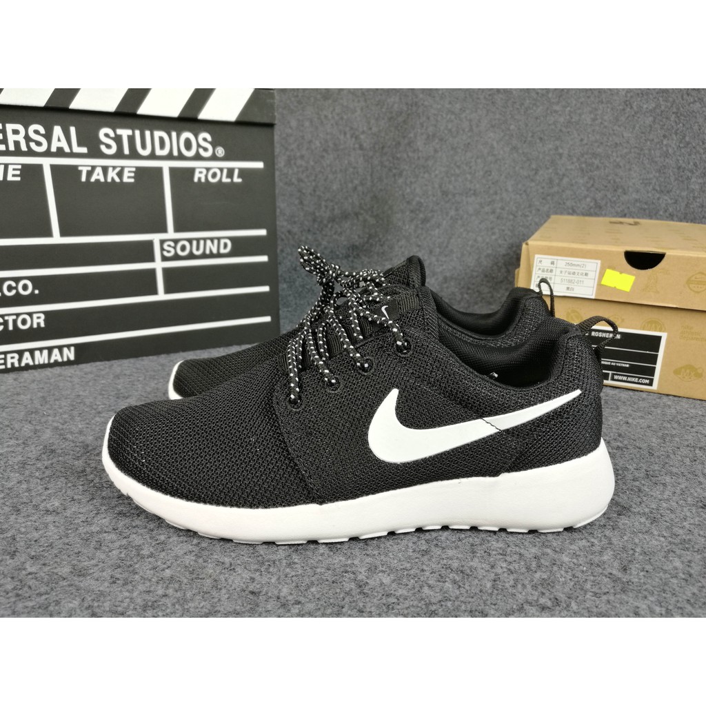 ไนกี้ กรุงลอนดอน run คนรัก รองเท้ากีฬา รองเท้าวิ่ง Classic-Men and-women Lover-breath roshe-run sports-shoes