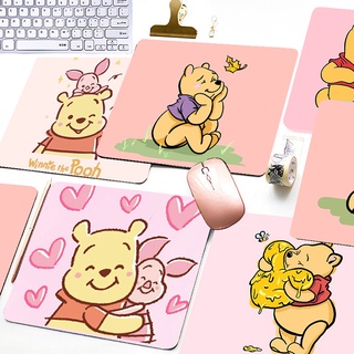 แผ่นรองเมาส์ พิมพ์ลายอนิเมชั่น Winnie the Pooh กันลื่น สําหรับเล่นเกมคอมพิวเตอร์ มัลติมีเดีย ใช้ในบ้าน สํานักงาน