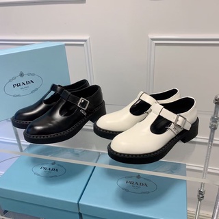 ✢ 2022 ใหม่ Prada British retro hollow thong รองเท้า Mary Jane รองเท้าหนังขนาดเล็กรองเท้าหนังรองเท้าแตะสตรีรองเท้า home