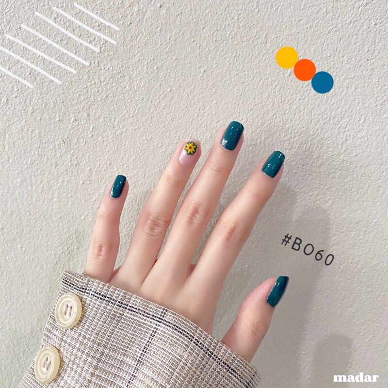 ยาทาเล็บ Madar Gel Effect Nail Polish (สีเขียว) #BO60