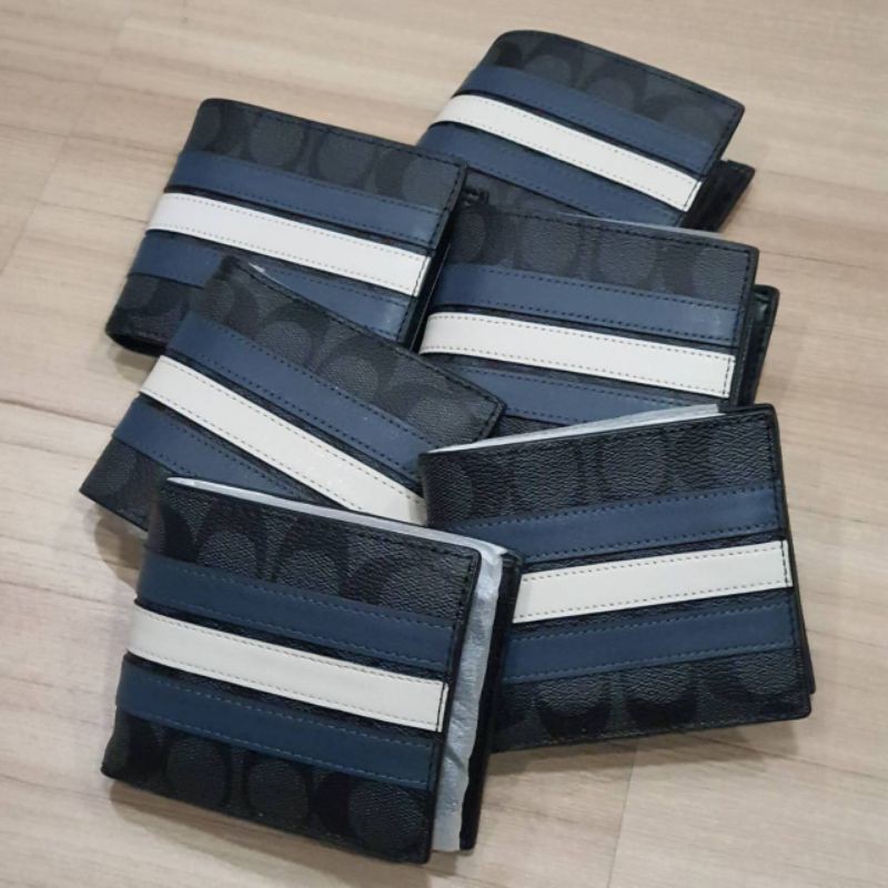 COACH F24649 WALLET WITH VARSITY STRIPE ขนาด >>4 1/4" (L) x 3 3/4" (H) x 3/4" (W) ราคา 3,290.- บาท