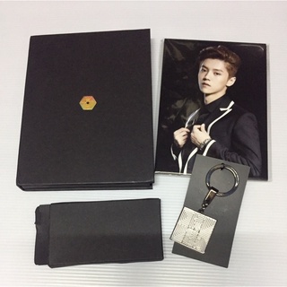 EXO THE LOST PLANET GOODS : POSTCARD + KEYHOLDER SET เอ็กโซ โปสการ์ด