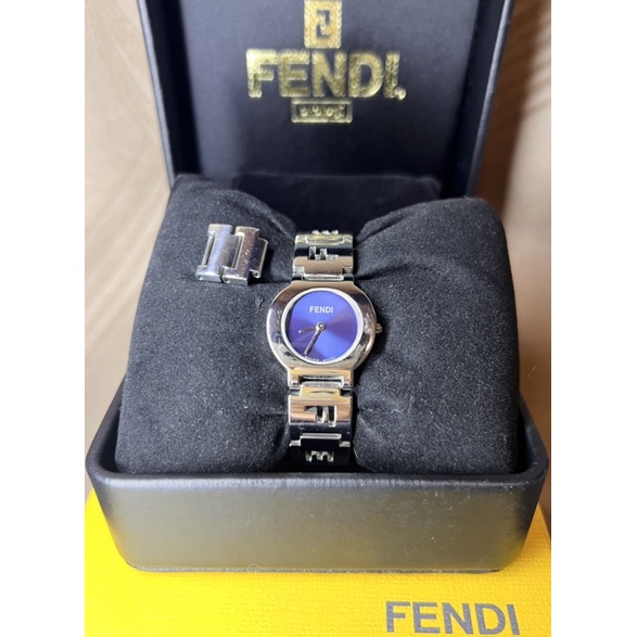 นาฬิกาข้อมือผู้หญิง Fendi 3050l แท้💯%