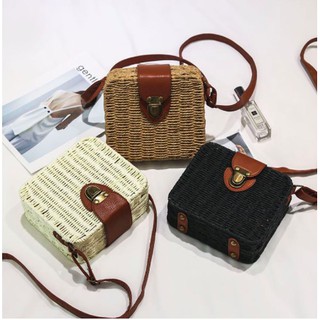 กระเป๋าสาน Square Bag