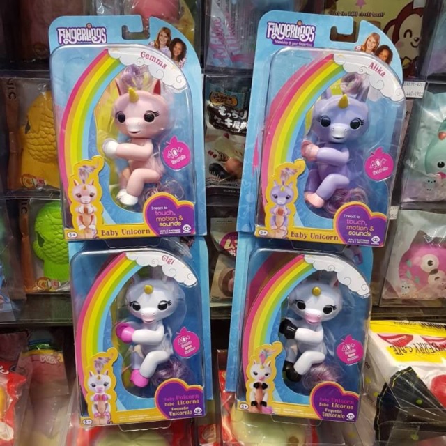 พร้อมส่ง ของแท้!! Authentic Gigi the Fingerlings Baby Unicorn with Cute Horseshoe