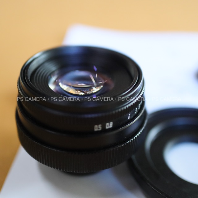 เลนส์มือหมุน for EOS M 35mm. F1.6 (มือสอง สภาพสวย) [มือสอง]