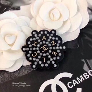 Chanel brooch hiend jewelry grade