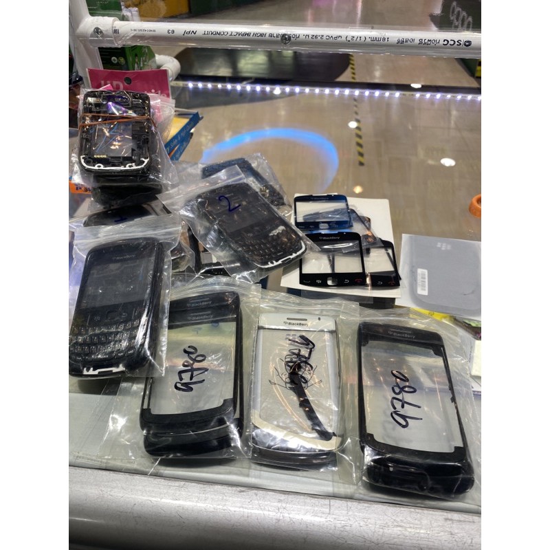 ของมือ2 บอดี้ BB 8520, 9780 มีหลายรุ่น บีบี ฝาหลัง ปุ่มกด โครง อะไหล่ ซื้อแล้วไม่รับเปลี่ยนหรือคืน ข