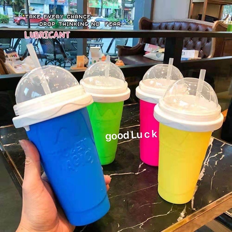 แก้วทำสเลอปี้ แก้วทำน้ำแข็งเกล็ดหิมะ แบบง่ายๆ เพียง 3 ขั้นตอน