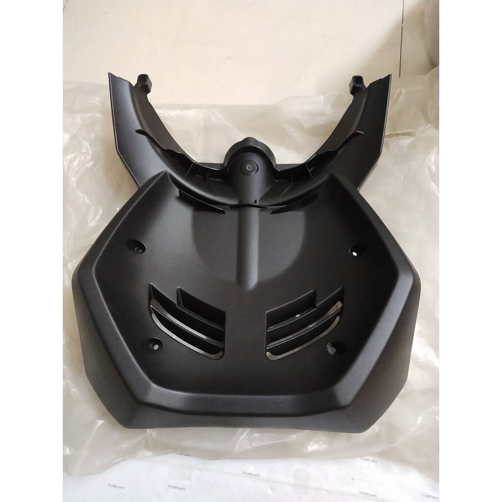 บังโคลนตัวในสีดำ TTX สำหรับรุ่น TTX '2012 อะไหล่แท้ YAMAHA 1GS-F1552-00