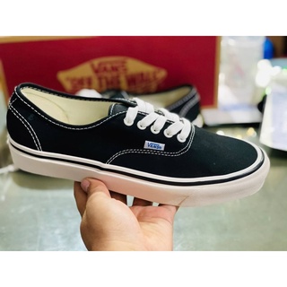 Vans รองเท้าผ้าใบผูกเชือกพร้อมกล่อง