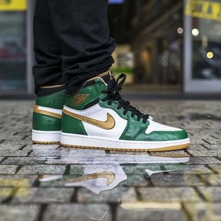 รองเท้าสะสม Air Jordan1 Retro  High OG Celtics                            Size 8.5us  7.5uk  42/26.5 ของแท้ 100%