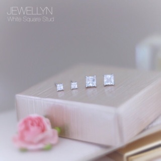 JEWELLYN Square Stud Earrings (white) ต่างหูสี่เหลี่ยม 3/5มม