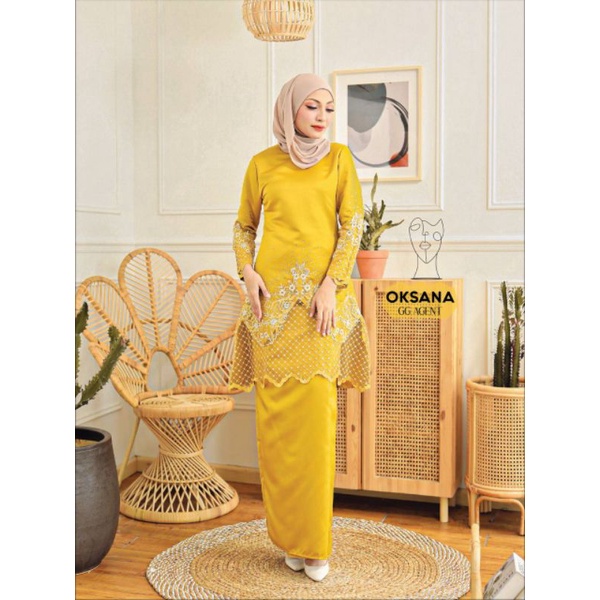 OKSANA /YUHANA KURUNG MODERN DUCHESS SATIN ENGAGEMENT WEDDING ผ้า