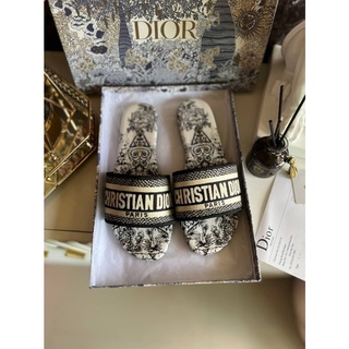 รองเท้า Dior Shoes (Ori) พื้นไม้ งานสวยใช้สลับแท้*