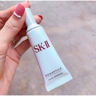 ดูแลผิวหน้าด้วย Sk-II genoptics aura essence