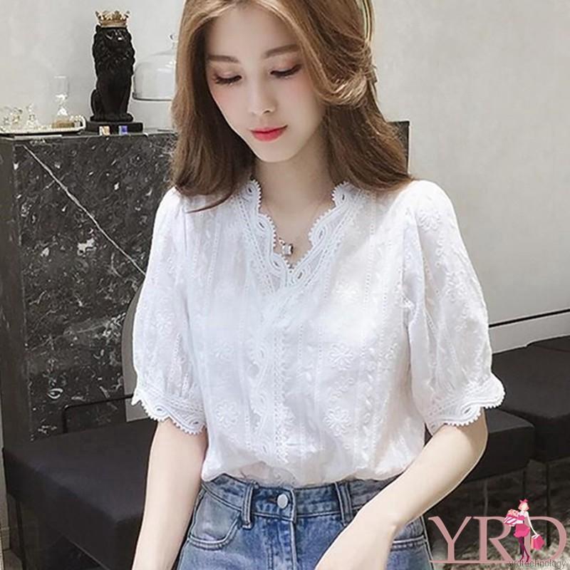 เสื้อคอวีพิมพ์ลายลูกไม้สไตล์เกาหลีสำหรับผู้หญิง