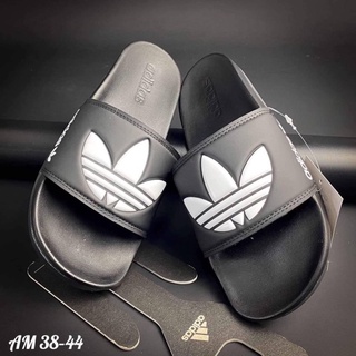 รองเท้าผ้าใบadidasใสสบาย