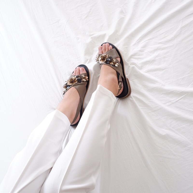 {bembibloopshoes} รองเท้าแตะ Emma Twotone (mocca)